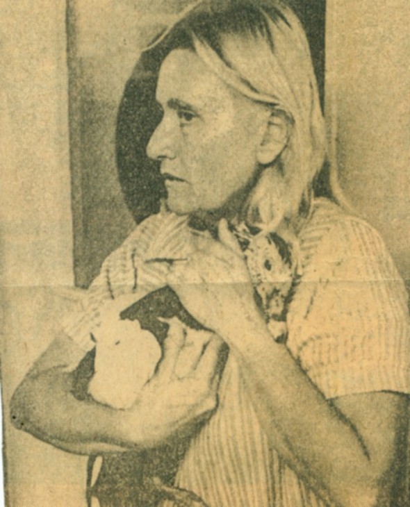 Eunice1975.jpg